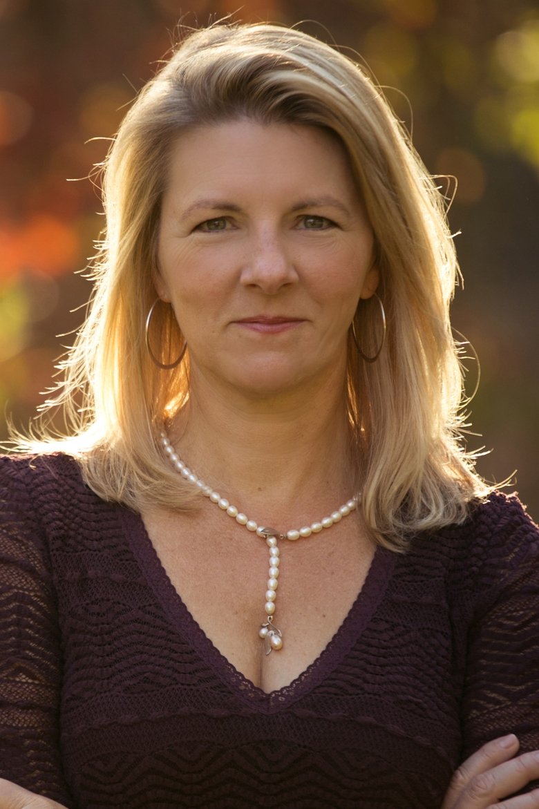 Laurelyn Dossett Portrait of Laurelyn Dossett