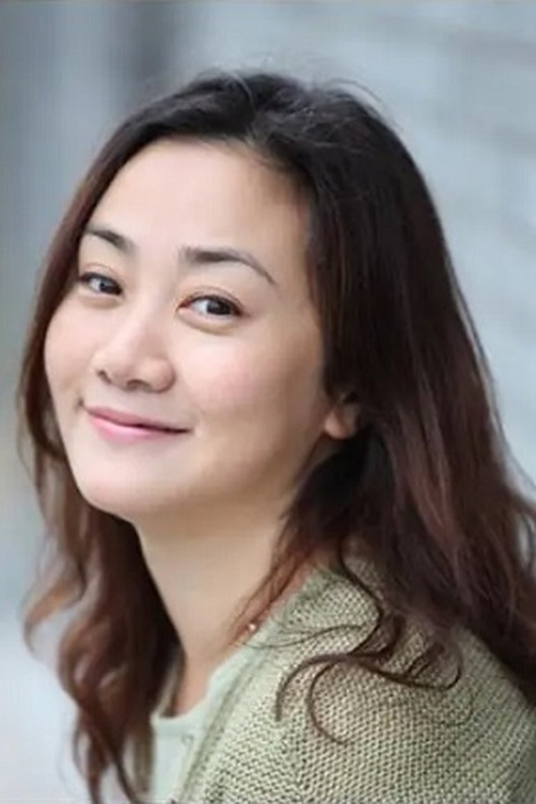 Xiaoqing Niu Portrait of Xiaoqing Niu