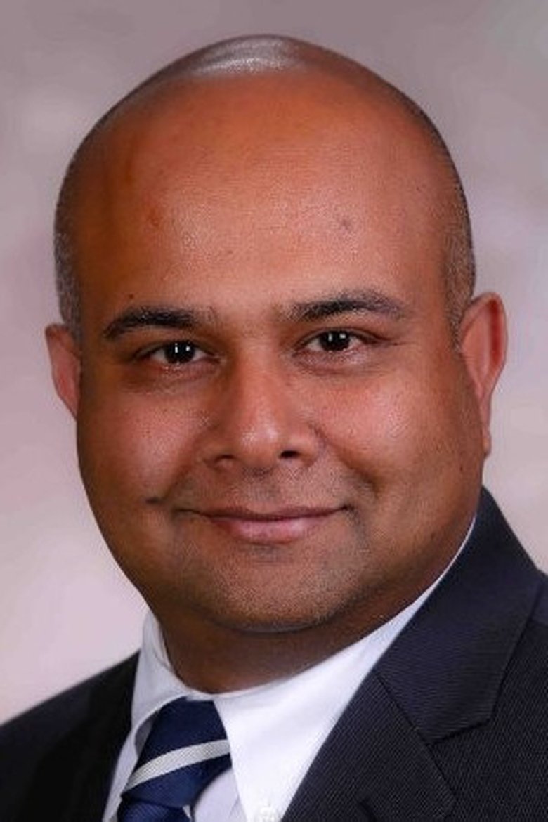 Mo Faisal Portrait of Mo Faisal