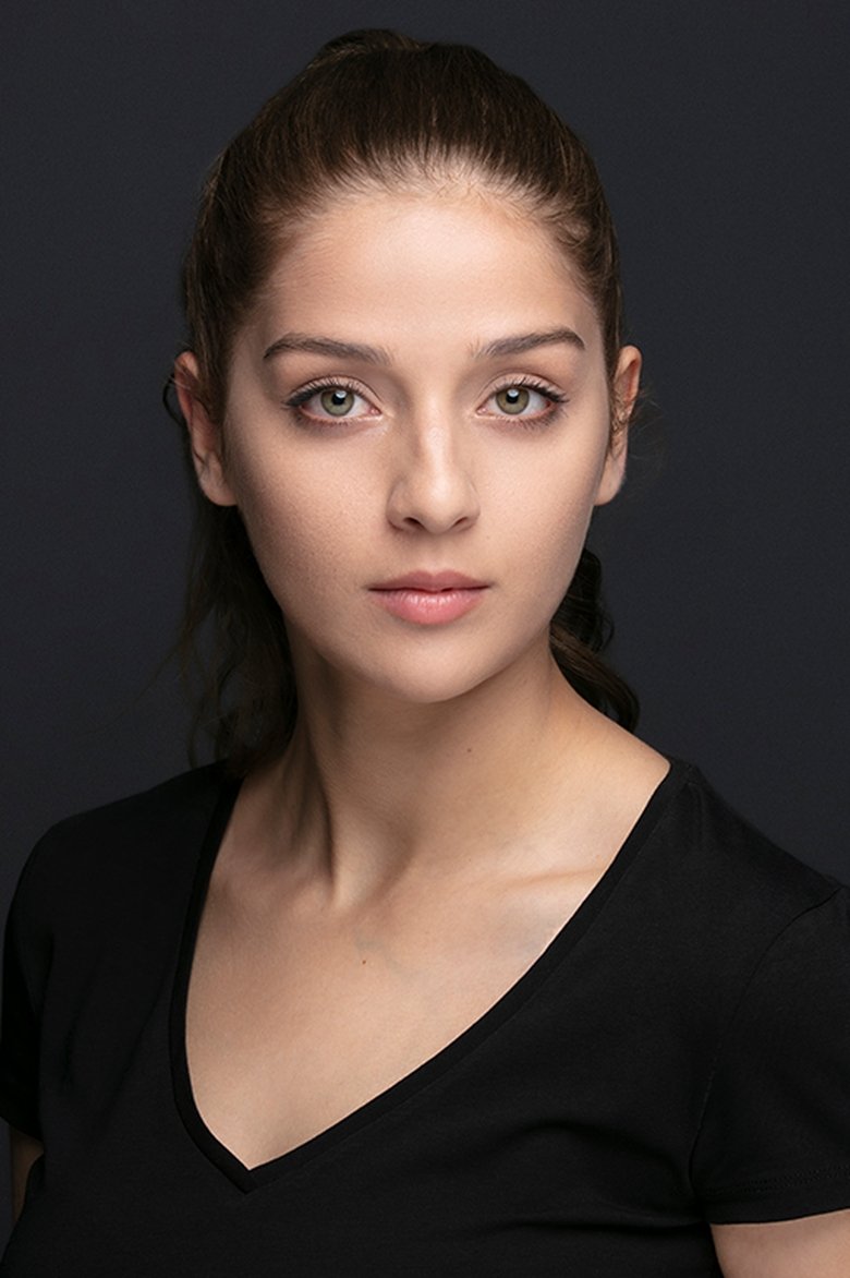 Ecem Çalhan Portrait of Ecem Çalhan