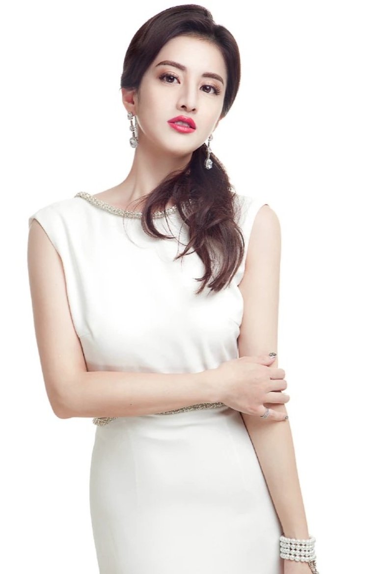 Lena Yang Portrait of Lena Yang