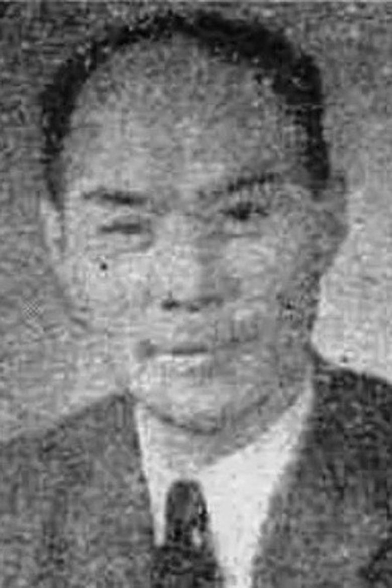 Yiwei Qiu Portrait of Yiwei Qiu