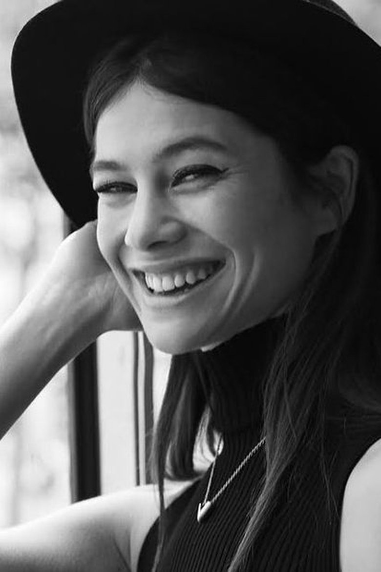 Zara Prassinot Portrait of Zara Prassinot
