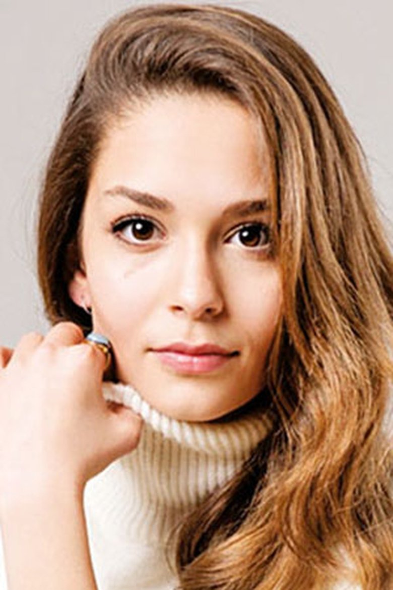 Selin Işık Portrait of Selin Işık