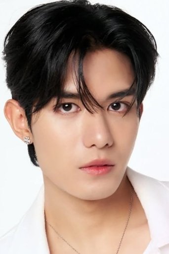 Portrait of Siraphop Manithikhun