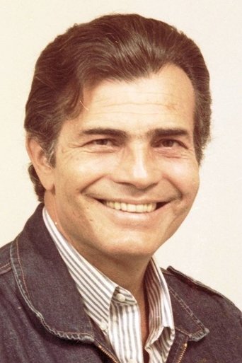 Portrait of Tarcísio Meira
