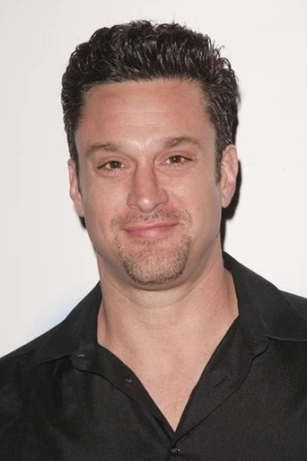 Portrait of Chris Caldovino