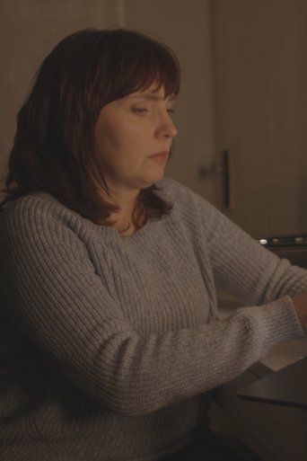 Portrait of Lori Roberts