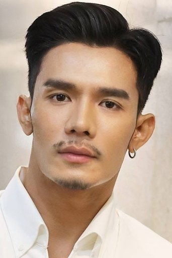 Portrait of Nathaphob Jongjitklang