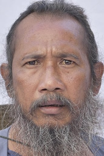 Portrait of Charay Mueanprayun