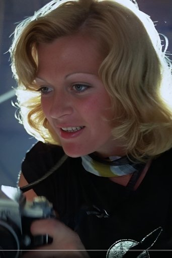 Portrait of Samantha McLaren