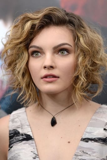 Portrait of Camren Bicondova