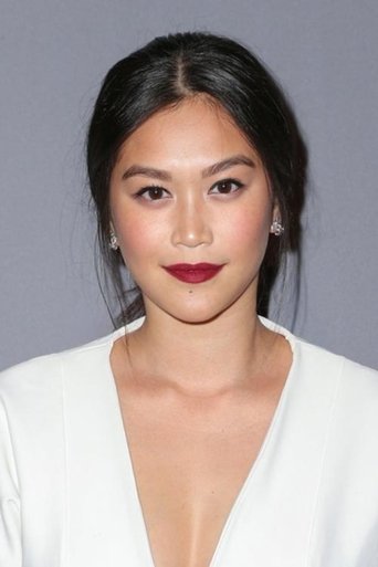 Portrait of Dianne Doan