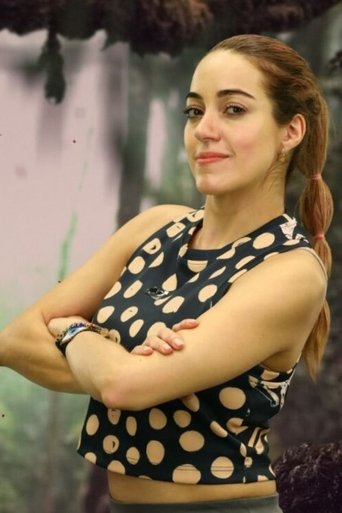 Portrait of Itzel Peniche