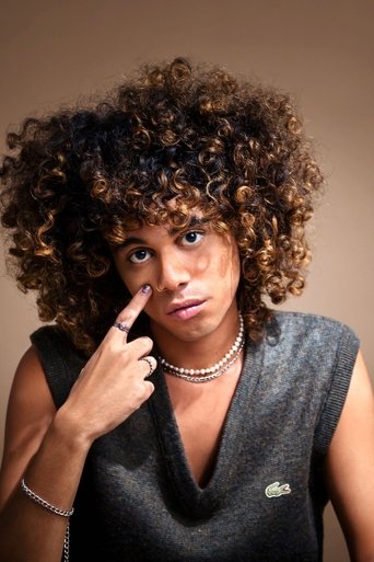 Portrait of Maxx Oliveira