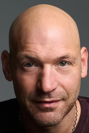 Portrait of Corey Stoll
