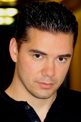 Portrait of Brian Aranda