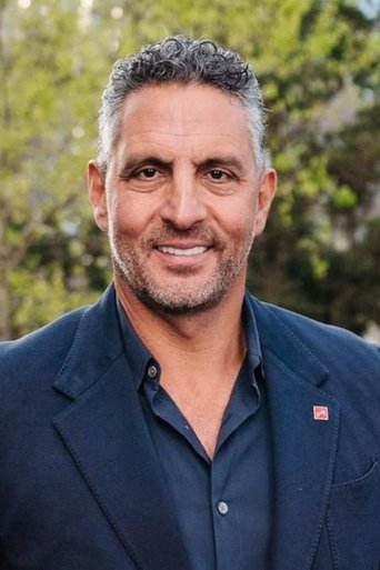 Portrait of Mauricio Umansky