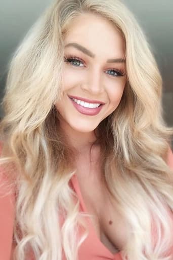 Portrait of Courtney Tailor