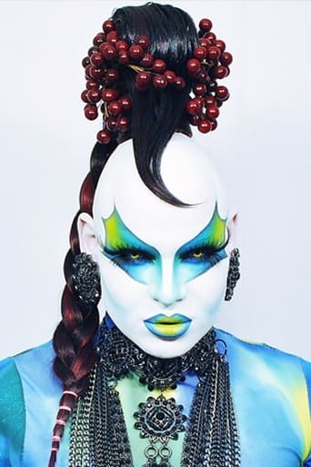 Portrait of Nina Flowers