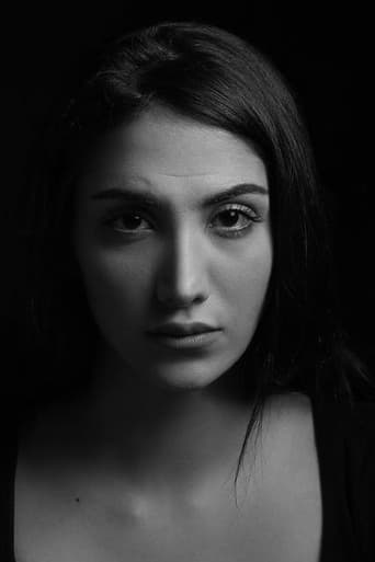 Portrait of Rawan Mahdi