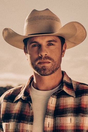 Portrait of Dustin Lynch