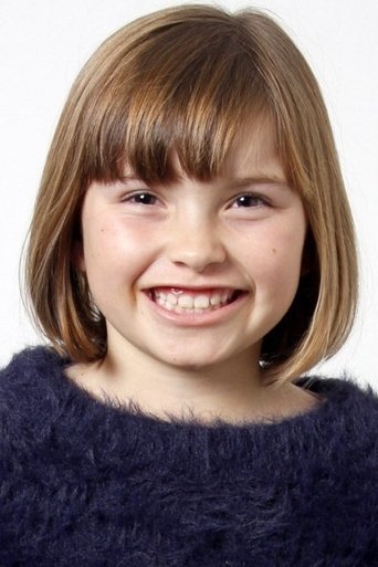 Portrait of Isla Hounsom