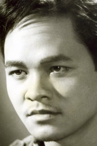 Portrait of Toi Lam