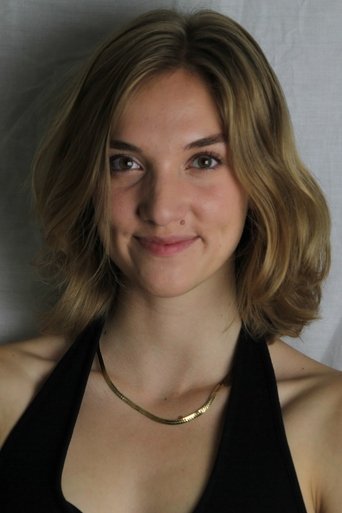 Portrait of Julia Schnarr