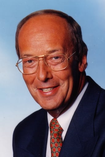 Portrait of Fred Dinenage