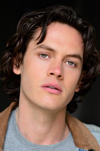 Portrait of Dan Roe