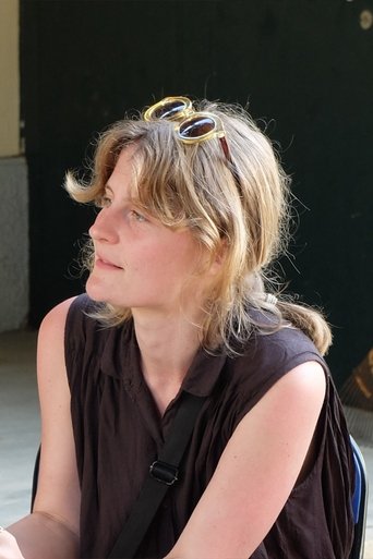 Portrait of Léna Lewis-King