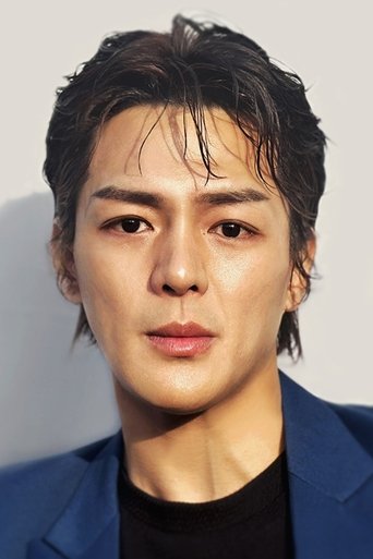 Portrait of Choi Dong-goo