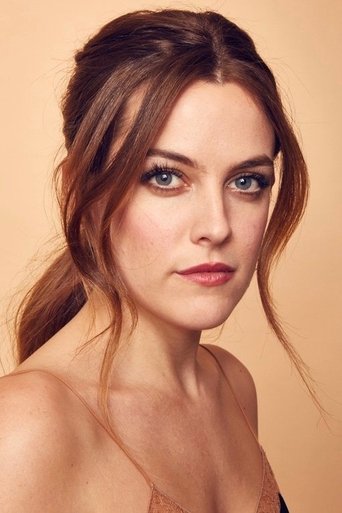 Portrait of Riley Keough