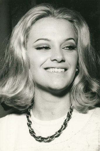 Portrait of Analu Graci