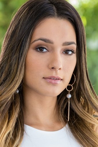 Portrait of Jaye Summers