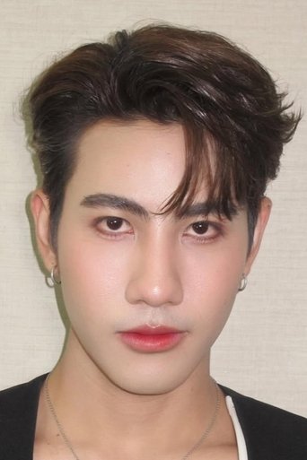 Portrait of Shark Thitipas Konwong