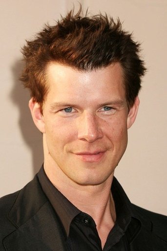 Portrait of Eric Mabius