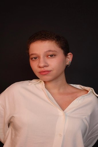 Portrait of Nicolle Araujo