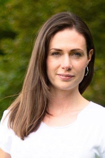 Portrait of Lindsey Chapman