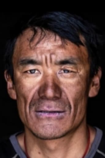 Portrait of Dawa Tenzin Sherpa