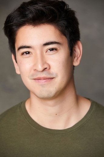 Portrait of Ross Hutter