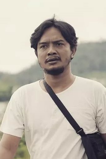 Portrait of Eko Pethel
