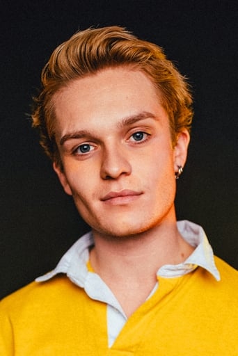 Portrait of Tom Glynn-Carney