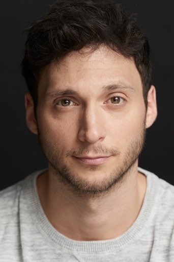 Portrait of Cisco Lara