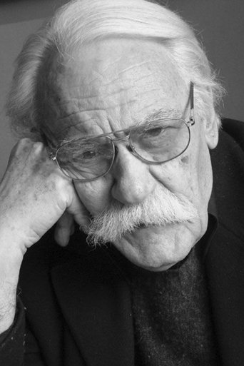 Portrait of David Viñas
