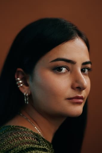 Portrait of Jasmin Mozaffari