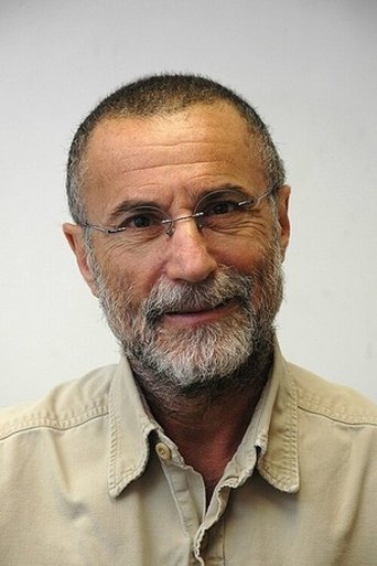 Portrait of Yossi Melman