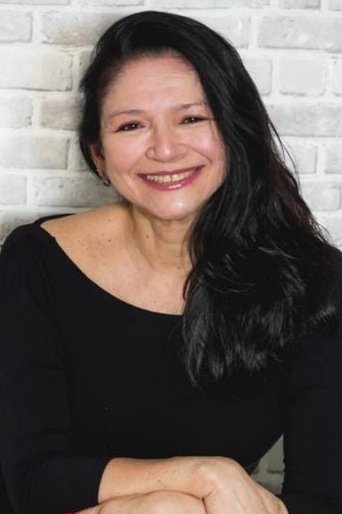 Portrait of Cynara Thomaz