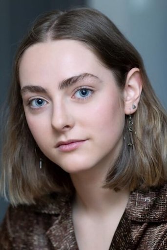 Portrait of Romane Lefebvre